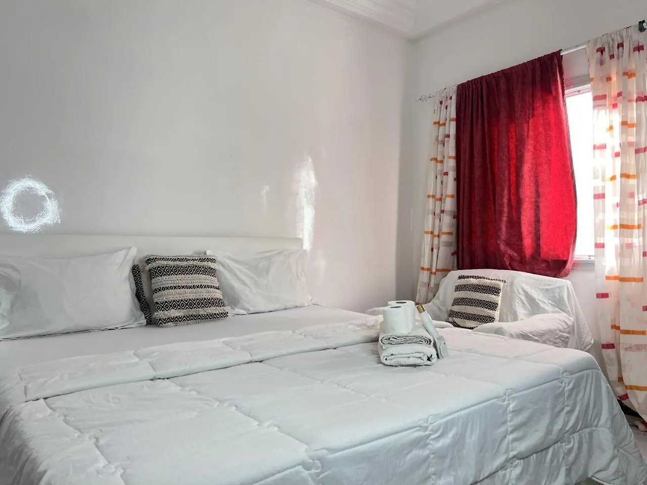 Jolie Chambre Ventilateur A3 Ngor Almadi Dakar 0*,